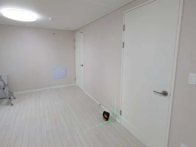 방 크기 확인 및 가벽 위치 설정