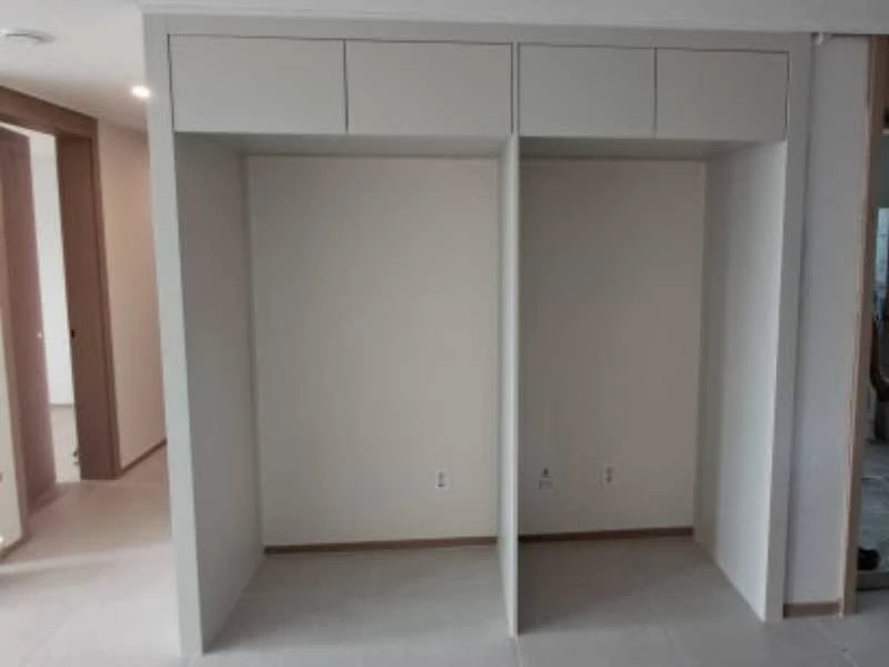 기존 프리스탠딩 냉장고장 철거 전