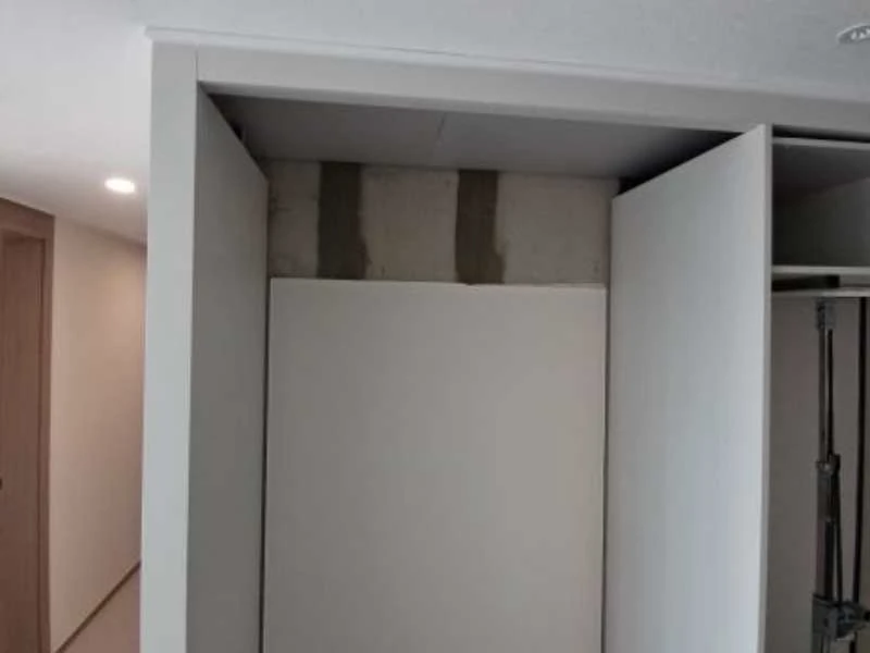 기존 상부장·기둥벽 철거 및 공간 확장